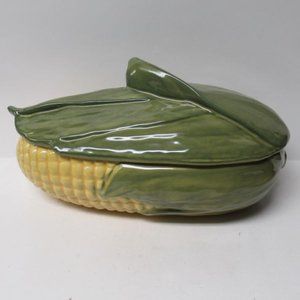 Shawnee Pottery KING CORN Corn King 11 Inch Covered Casserole, Made In U.S.A.
